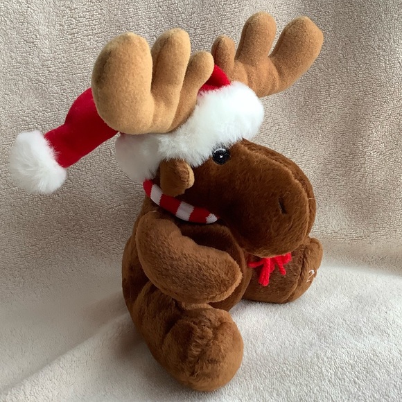 Sear Vintage 2005 Plush Kris Moose Santa Hat and Scarf Stuffed Animal Toy w Tags - Picture 3 of 16